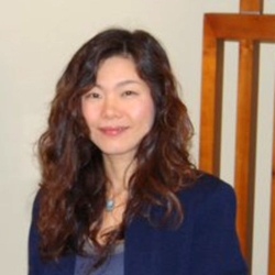 headshot of Ilmi Yoon
